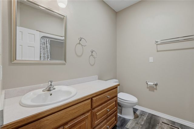 52 Bandy Drive, Holiday Island, AR 72631