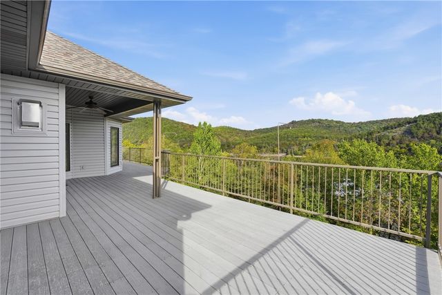 52 Bandy Drive, Holiday Island, AR 72631