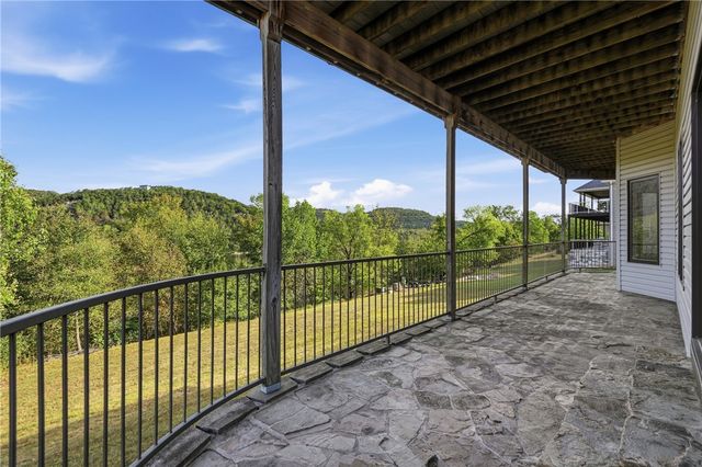 52 Bandy Drive, Holiday Island, AR 72631
