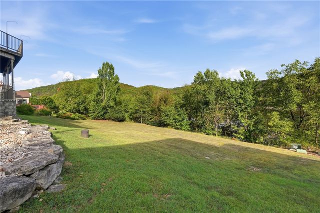 52 Bandy Drive, Holiday Island, AR 72631