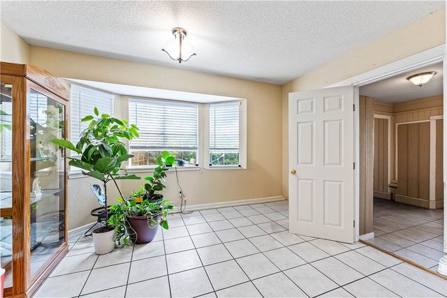 1704 S 22nd Street, Rogers, AR 72758