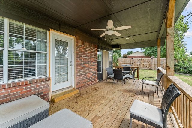 1704 S 22nd Street, Rogers, AR 72758