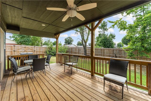 1704 S 22nd Street, Rogers, AR 72758
