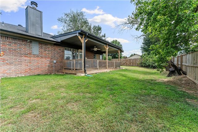 1704 S 22nd Street, Rogers, AR 72758