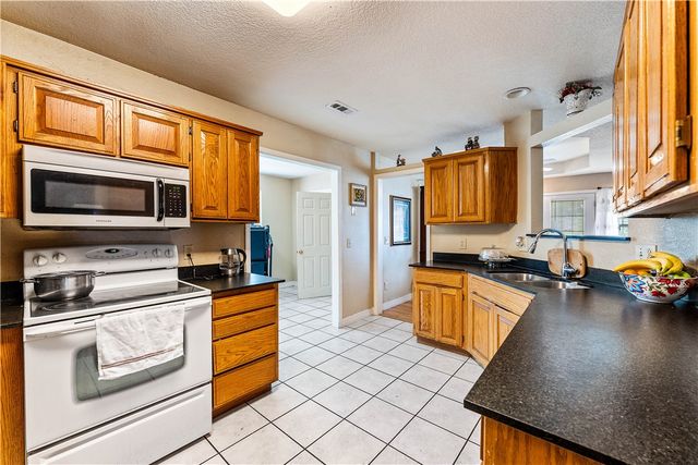 1704 S 22nd Street, Rogers, AR 72758