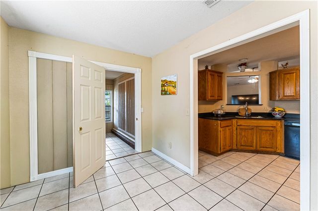 1704 S 22nd Street, Rogers, AR 72758