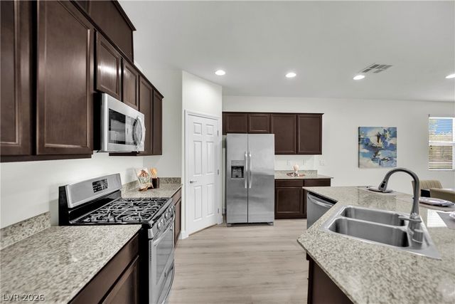 5132 Granite Basin Street, North Las Vegas, NV 89081