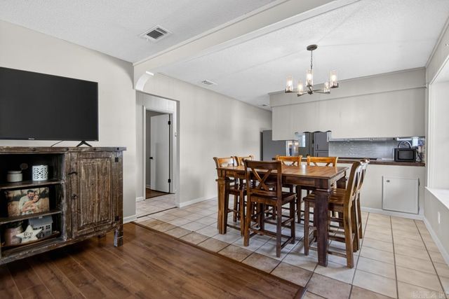 1102 N Shady Lane, Benton, AR 72015