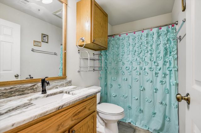 12 Springwood CIR, Wimberley, TX 78676