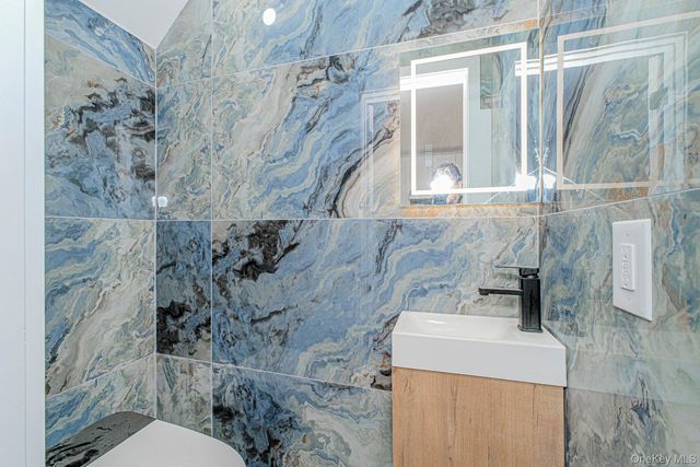 1517 Brooklyn Avenue, Brooklyn, NY 11210
