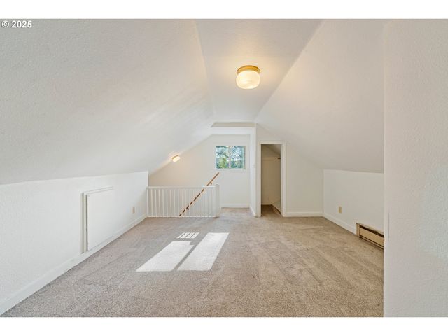 1887 MADRONA St, North Bend, OR 97459