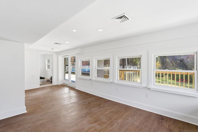 18 Pautipaug Hill Road, Sprague, CT 06330