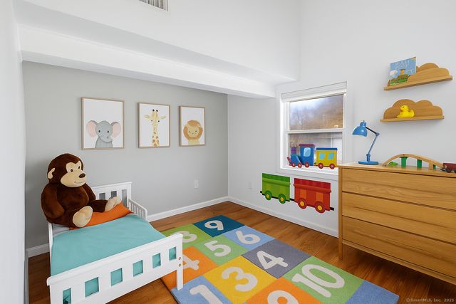 18 Pautipaug Hill Road, Sprague, CT 06330