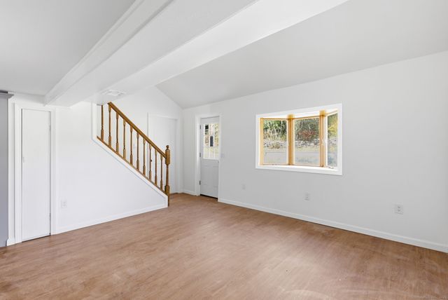 18 Pautipaug Hill Road, Sprague, CT 06330