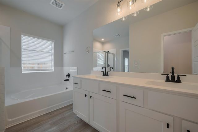 323 Palero Path, Brookshire, TX 77423