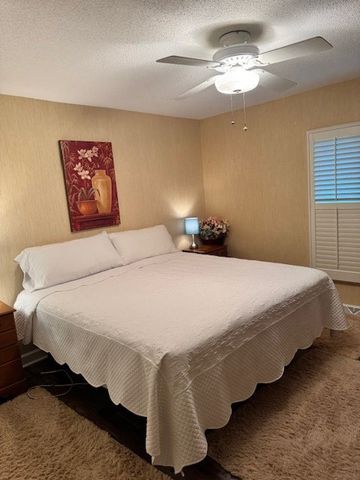 1682 Heritage Drive, Manning, SC 29102