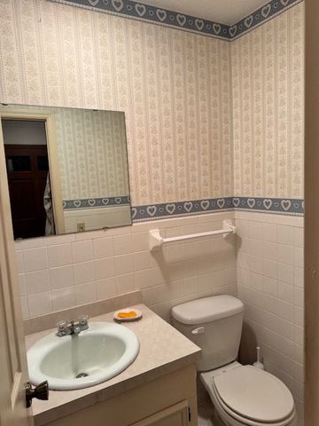 1682 Heritage Drive, Manning, SC 29102