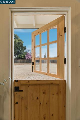 2361 2361 Bedford Rd, Concord, CA 94520