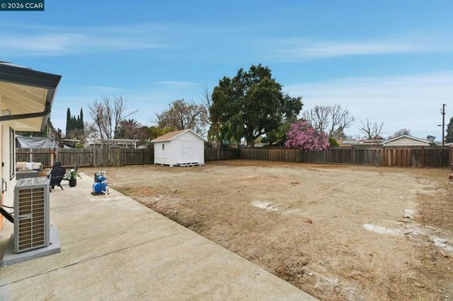 2361 2361 Bedford Rd, Concord, CA 94520