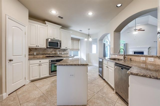 1829 Breeds Hill Road, Garland, TX 75040