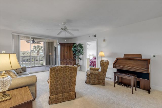 426 BOUCHELLE DRIVE 202, New Smyrna Beach, FL 32169