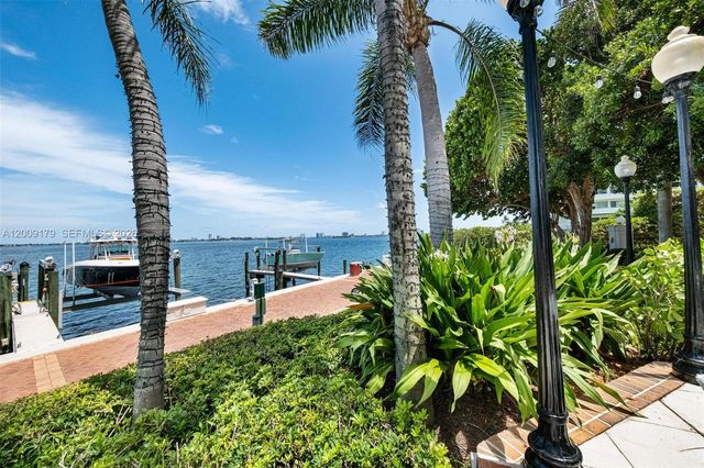 1000 Quayside Ter 408, Miami, FL 33138