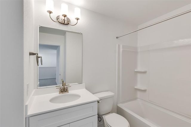 109 Bridge Deck LOOP, Kyle, TX 78640