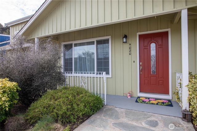 4020 N Vassault Street, Tacoma, WA 98407