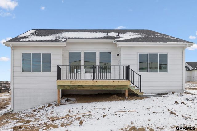 20108 R Street, Omaha, NE 68135