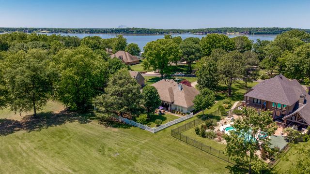 5080 Lake Breeze Road, Grove, OK 74344