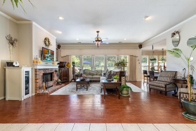 5080 Lake Breeze Road, Grove, OK 74344