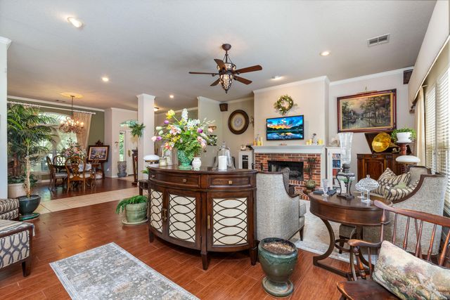 5080 Lake Breeze Road, Grove, OK 74344