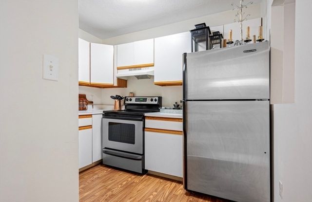 302 Boston Post Rd E B15, Marlborough, MA 01752
