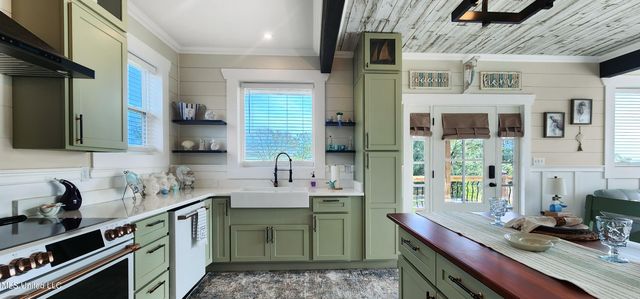 113 Sea Oaks Boulevard, Long Beach, MS 39560