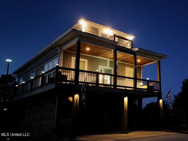 113 Sea Oaks Boulevard, Long Beach, MS 39560