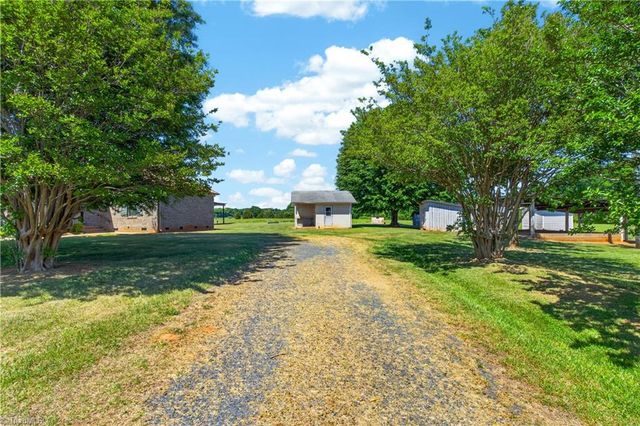 605 Walter Meadows Road, Randleman, NC 27317