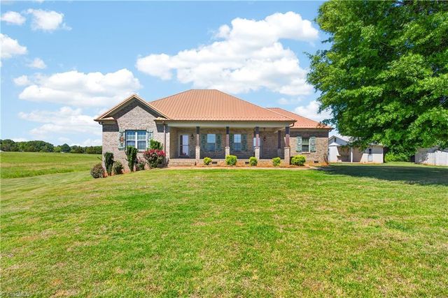 605 Walter Meadows Road, Randleman, NC 27317