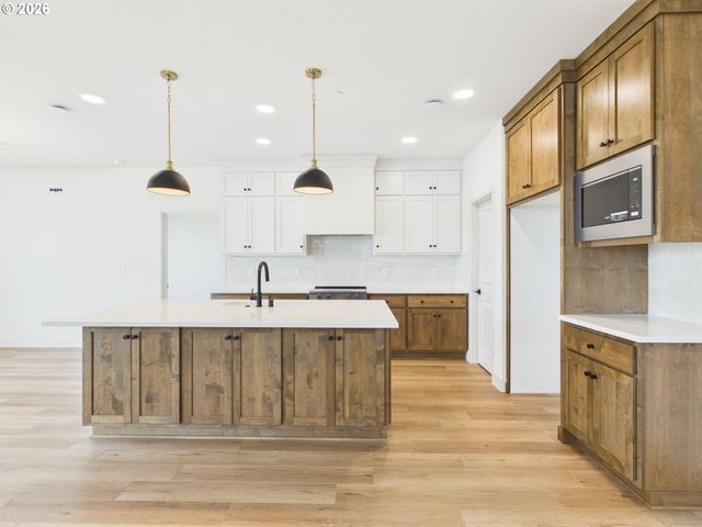 4220 N LUNA Ln, Ridgefield, WA 98642