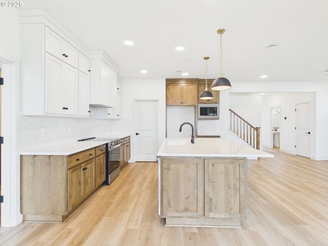 4220 N LUNA Ln, Ridgefield, WA 98642