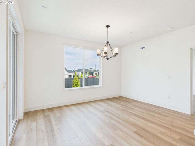 4220 N LUNA Ln, Ridgefield, WA 98642