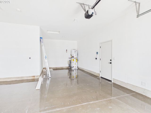 4220 N LUNA Ln, Ridgefield, WA 98642