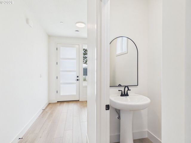 4220 N LUNA Ln, Ridgefield, WA 98642