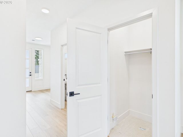 4220 N LUNA Ln, Ridgefield, WA 98642