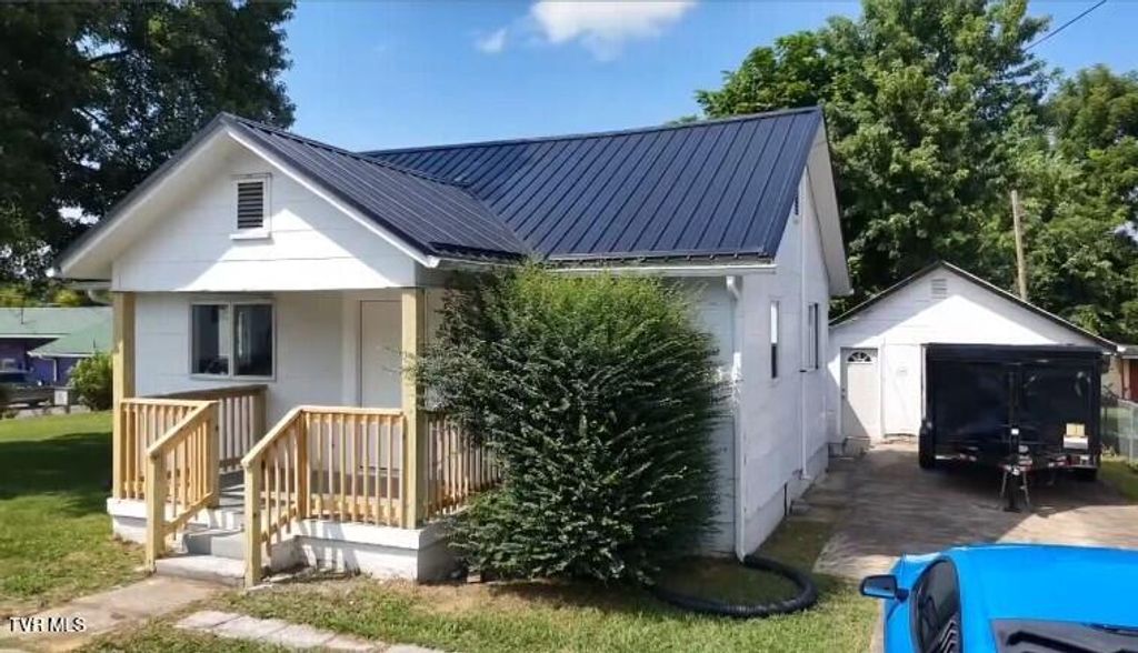 910 Robertson Street, Kingsport, TN 37660