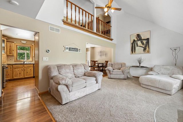 571 S Ridge COURT, Colgate, WI 53017