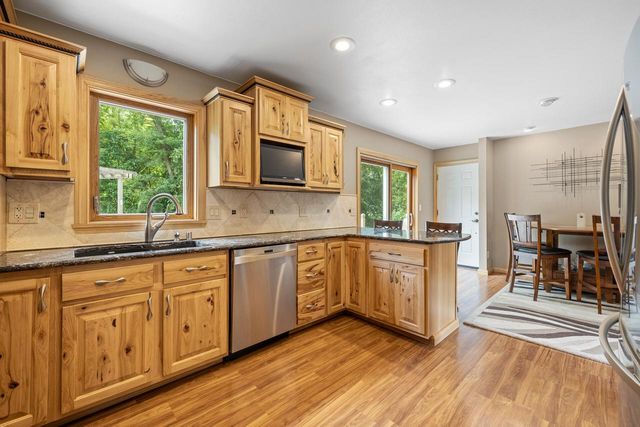 571 S Ridge COURT, Colgate, WI 53017