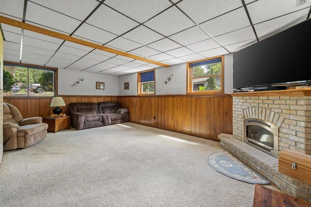 571 S Ridge COURT, Colgate, WI 53017