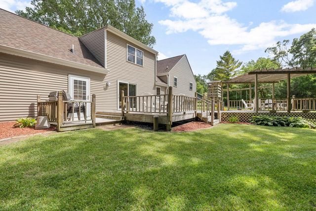 571 S Ridge COURT, Colgate, WI 53017