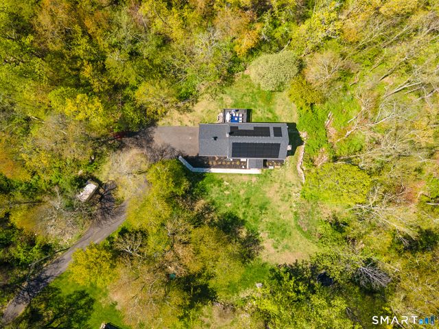 225 Bethmour Road, Bethany, CT 06524