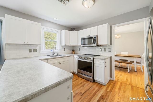 225 Bethmour Road, Bethany, CT 06524